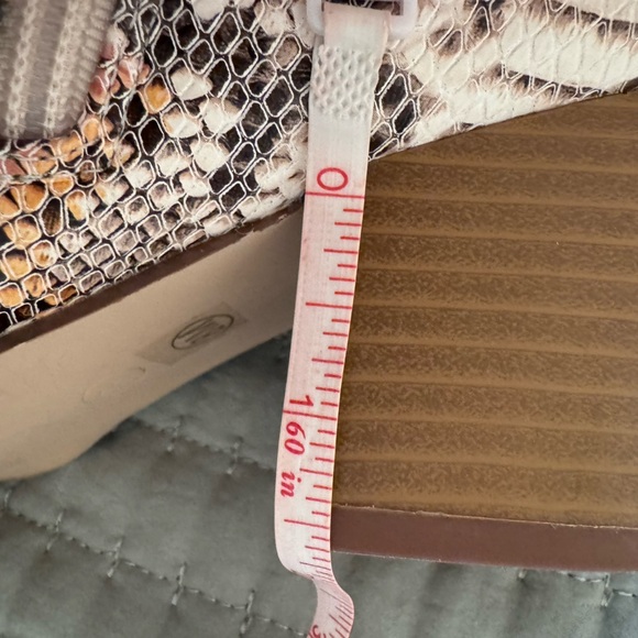 COCONUTS BY MATISSE Snake Print Heeled Booties Size 8M GUC - Picture 8 of 9